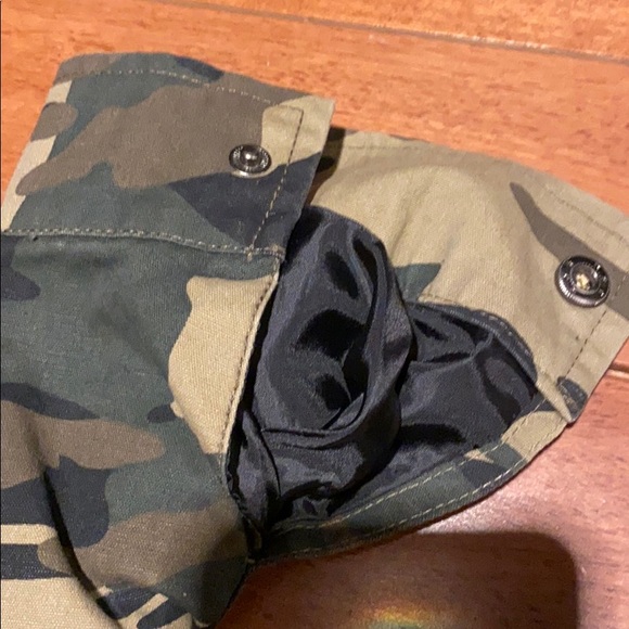 Jacket - Picture 4 of 4